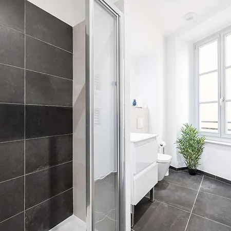 Apartment Charming Center 302 Nice