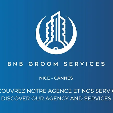 Charming Center 302 *